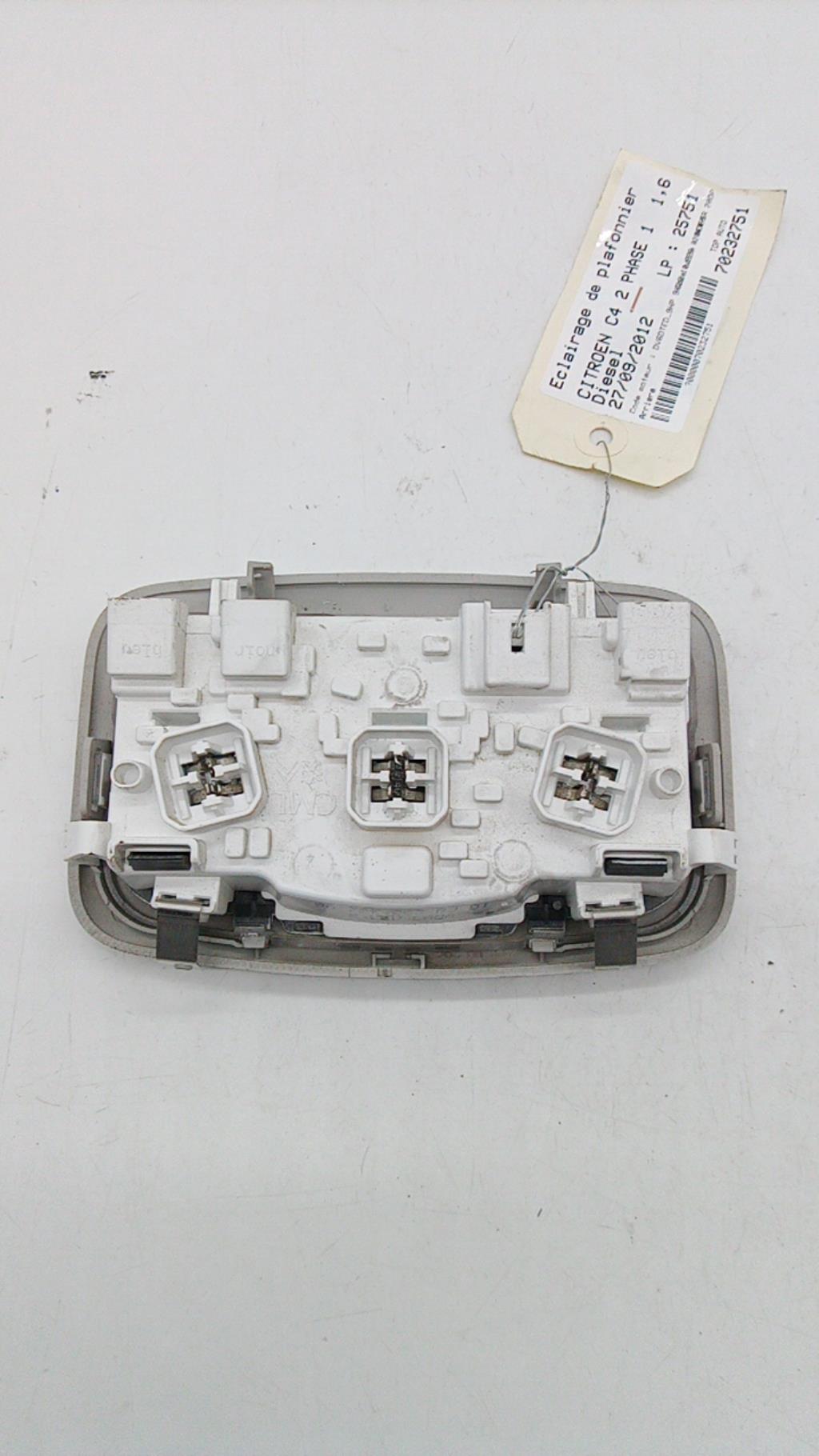 Eclairage de plafonnier CITROEN C4 2 PHASE 1 Diesel - 1