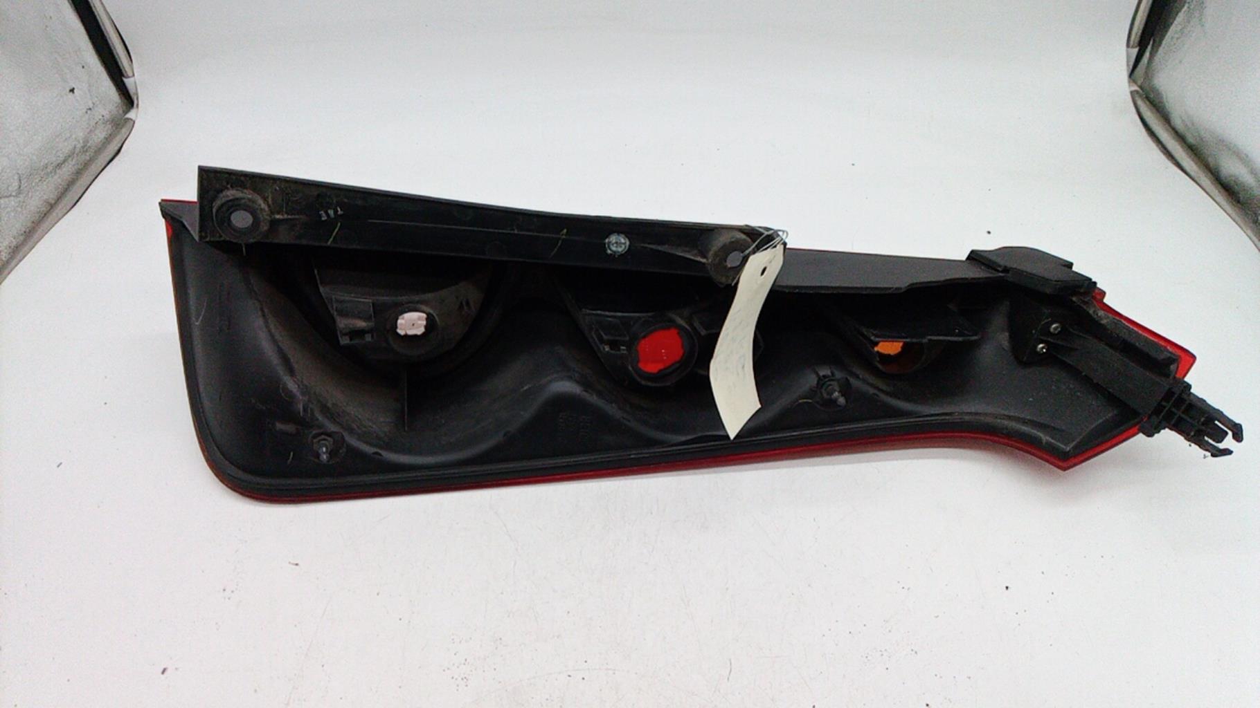 Fanale posteriore principale sinistro (luci) NISSAN NOTE 1 PHASE 2 Diésel - 1