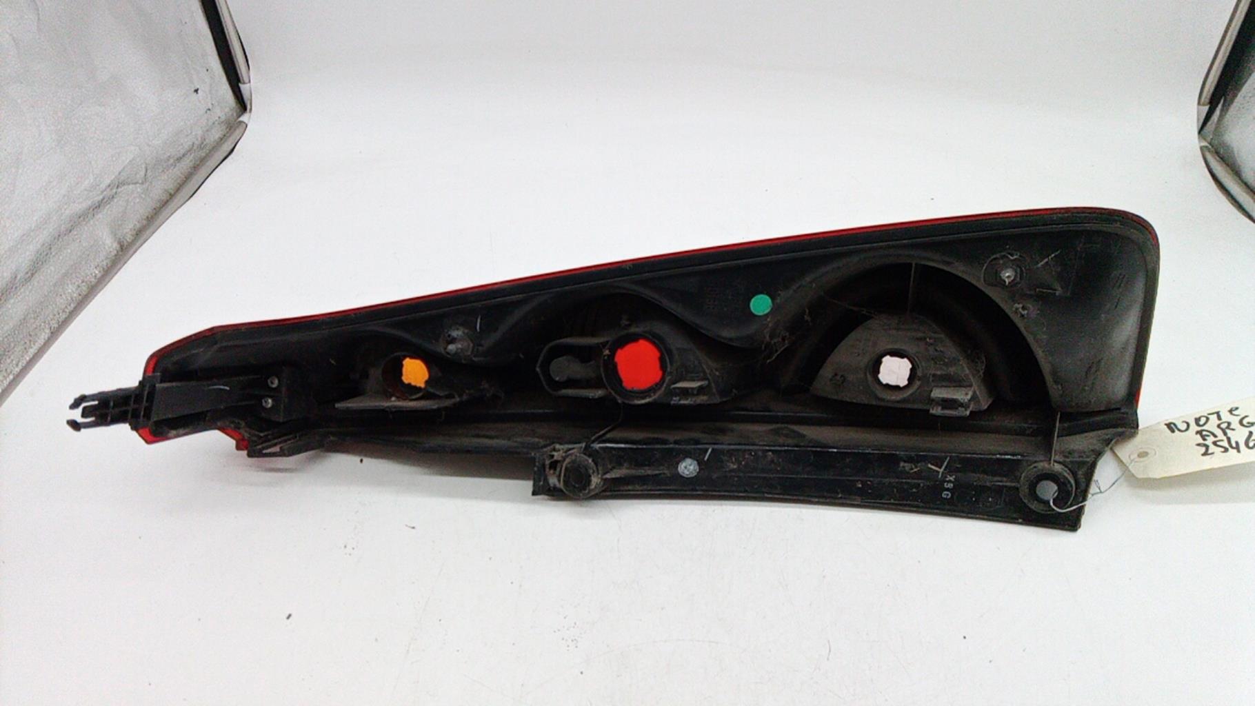 Fanale posteriore principale sinistro (luci) NISSAN NOTE 1 PHASE 2 Diésel - 1