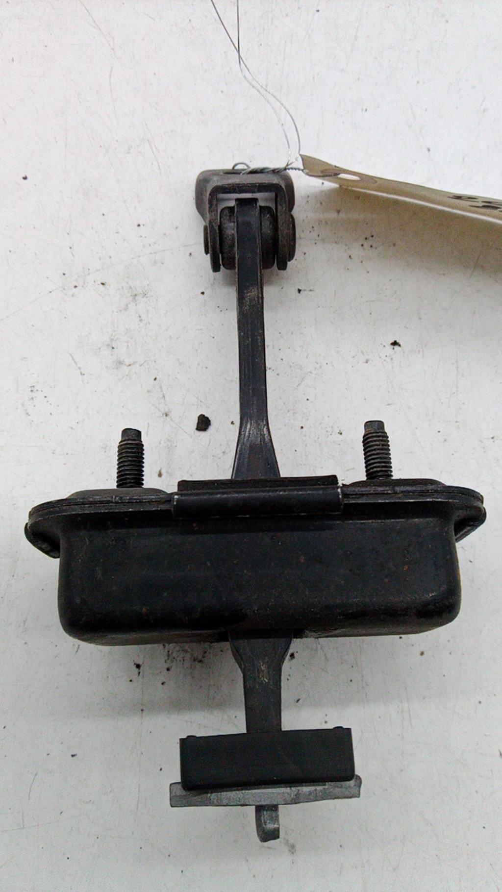 Tirante portiera posteriore destro PEUGEOT 208 1 PHASE 1 Diésel - 1