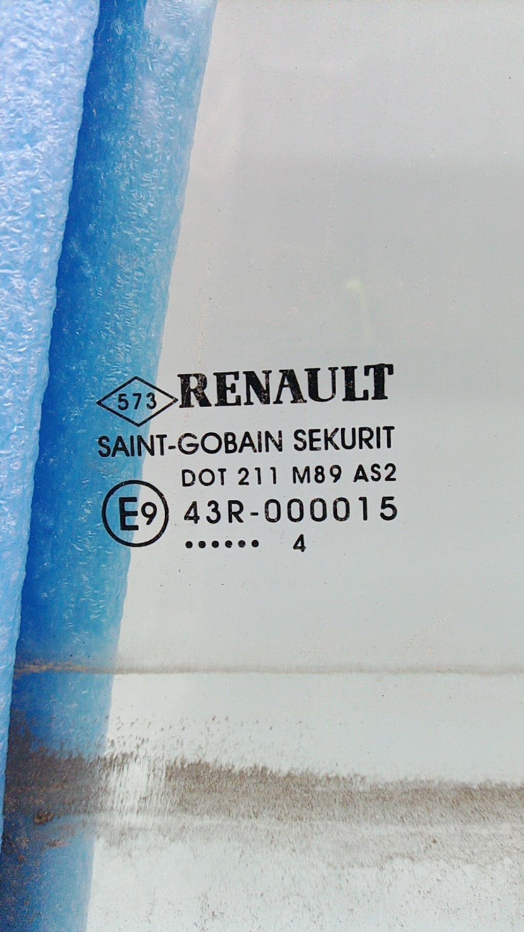 Vitre arriere gauche RENAULT MEGANE 3 PHASE 3 Essence - 1
