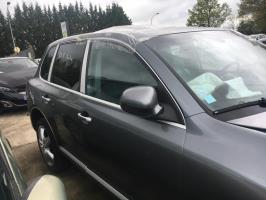 Porte avant droit