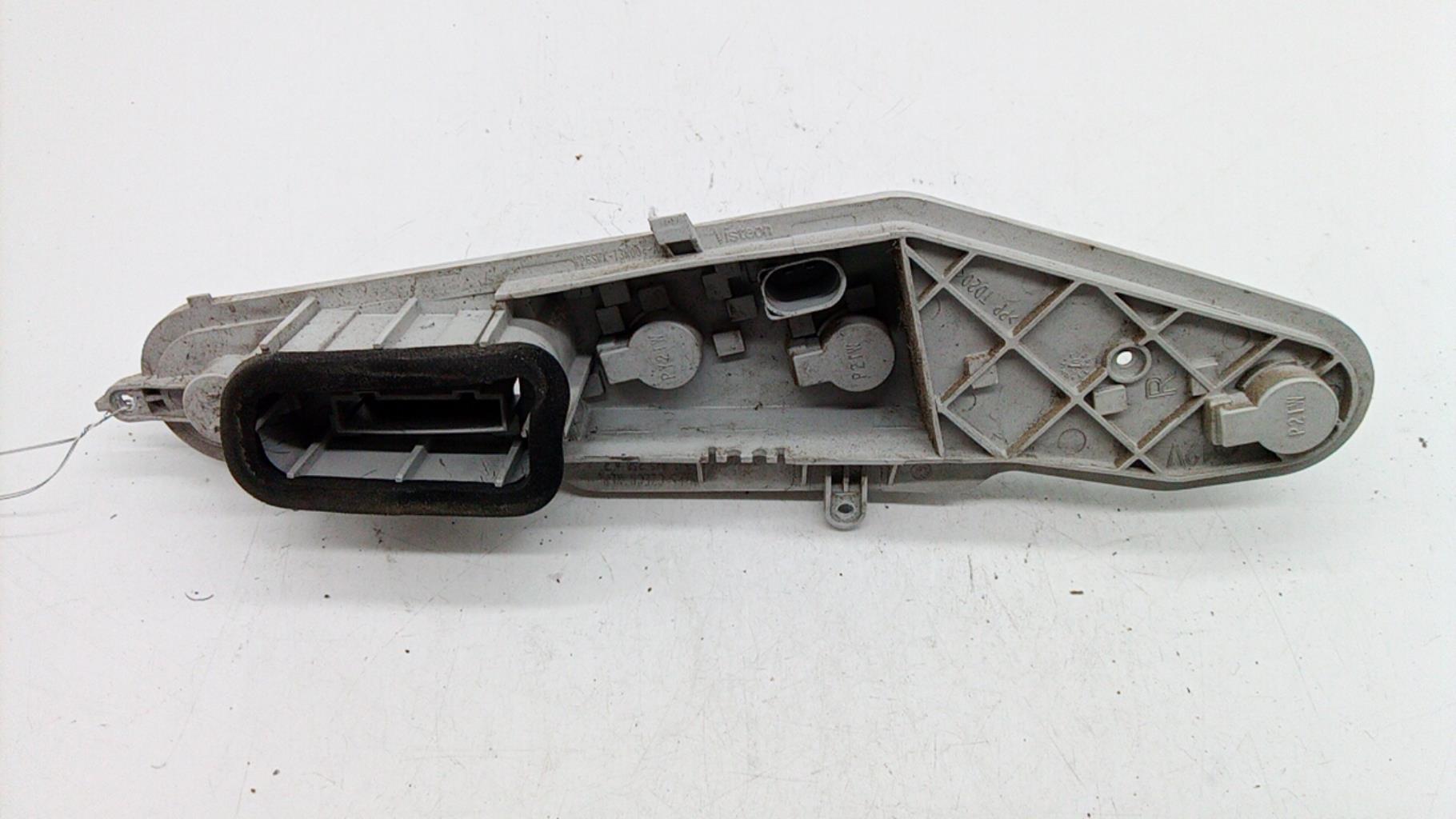 Base portalampade fanale posteriore destro SKODA ROOMSTER PHASE 1 Diésel - 1
