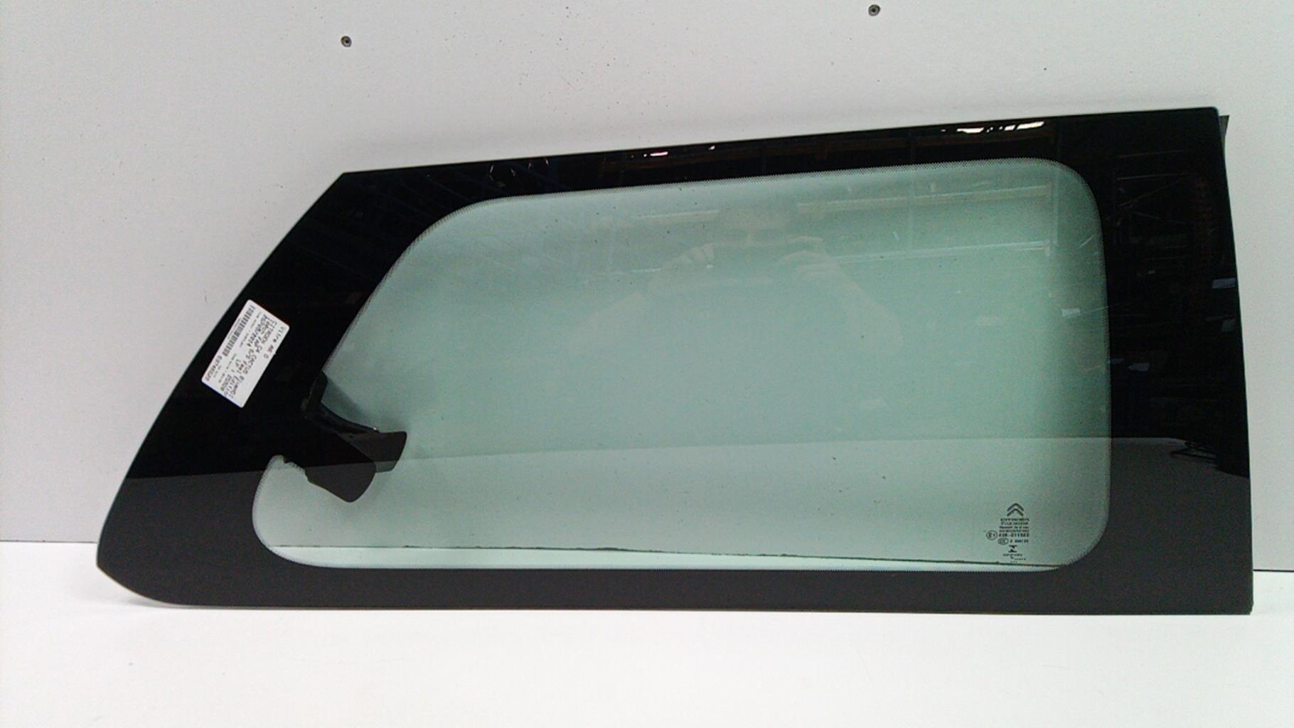 Vetro posteriore destro CITROEN C4 CACTUS Diésel - 1