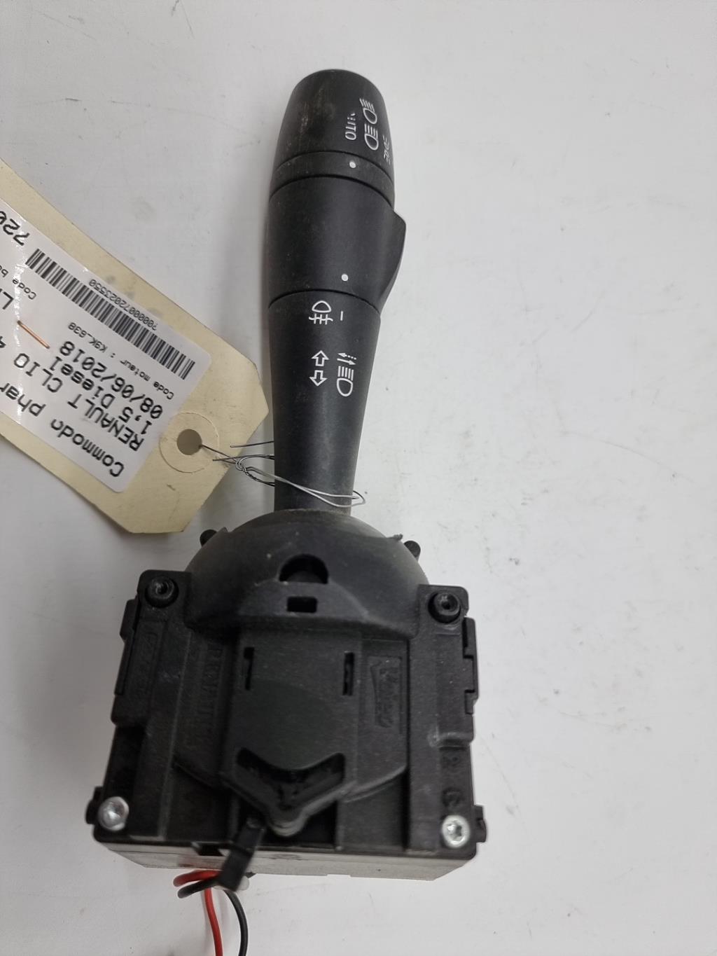 Commodo phare RENAULT CLIO 4 PHASE 2 Diesel - 1