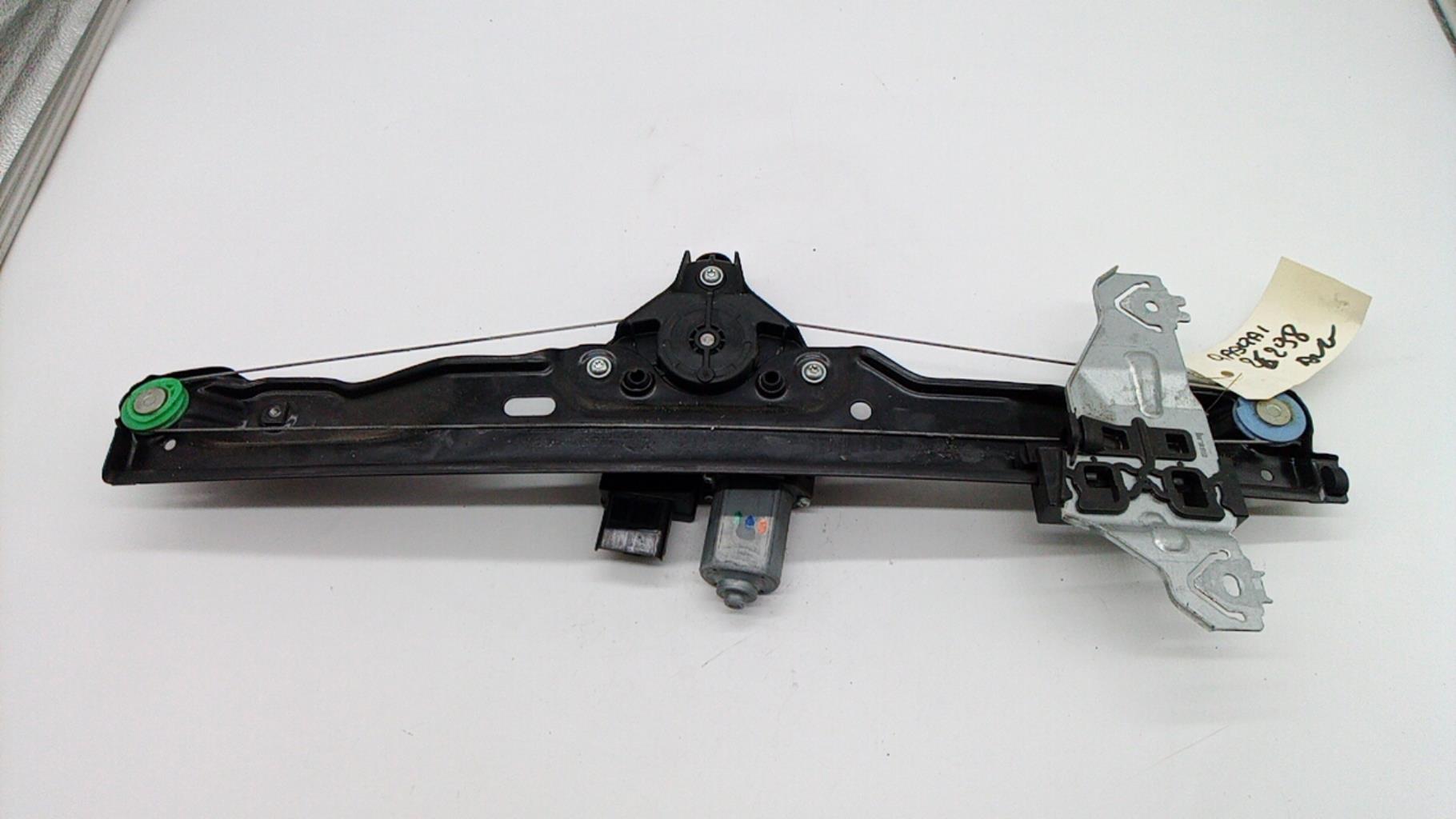 Alzacristalli elettrico anteriore sinistro NISSAN QASHQAI 2 PHASE 1 Diésel - 1