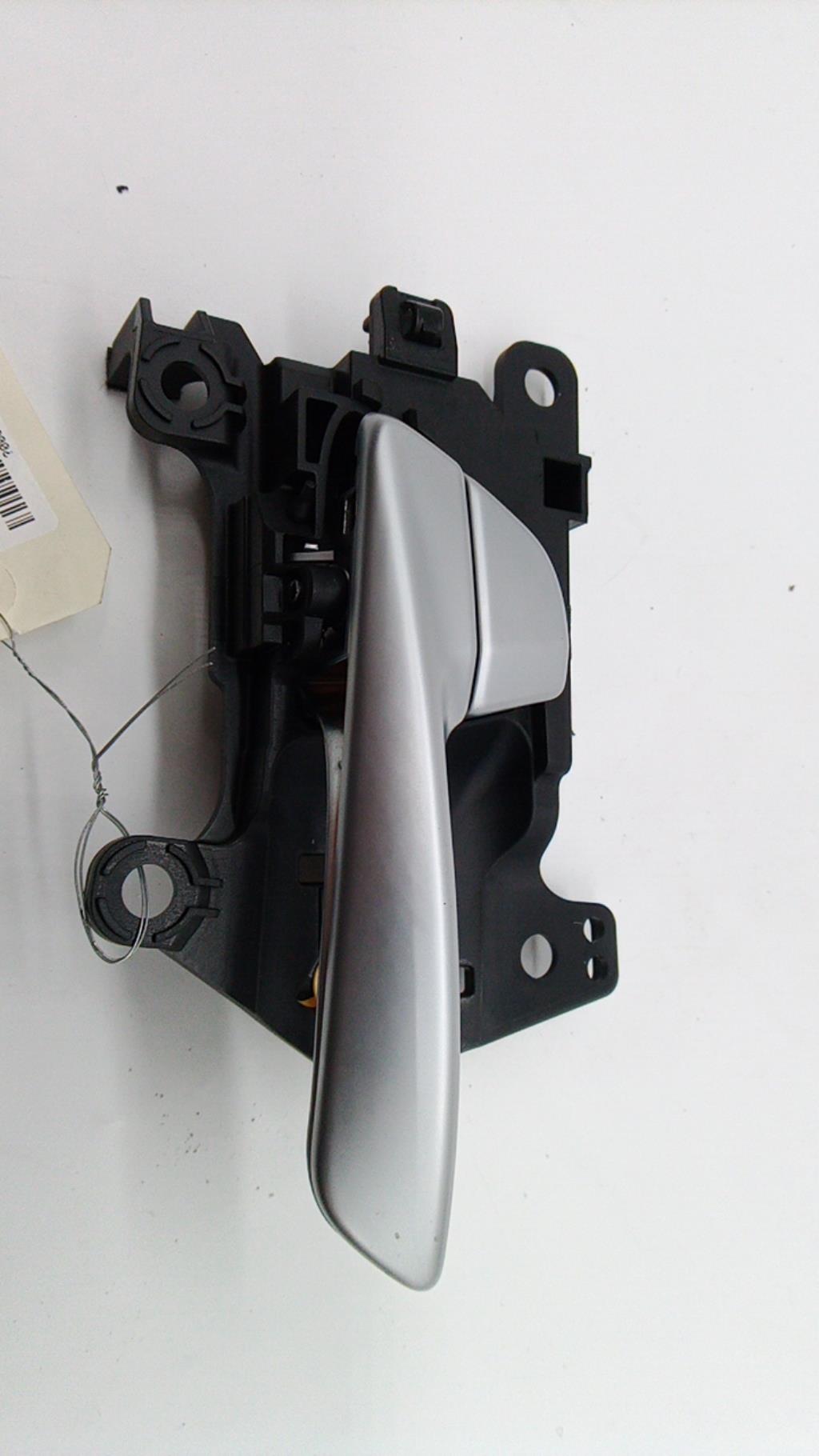 Maniglia interna posteriore sinistra HYUNDAI TUCSON 2 PHASE 1 Diésel - 1
