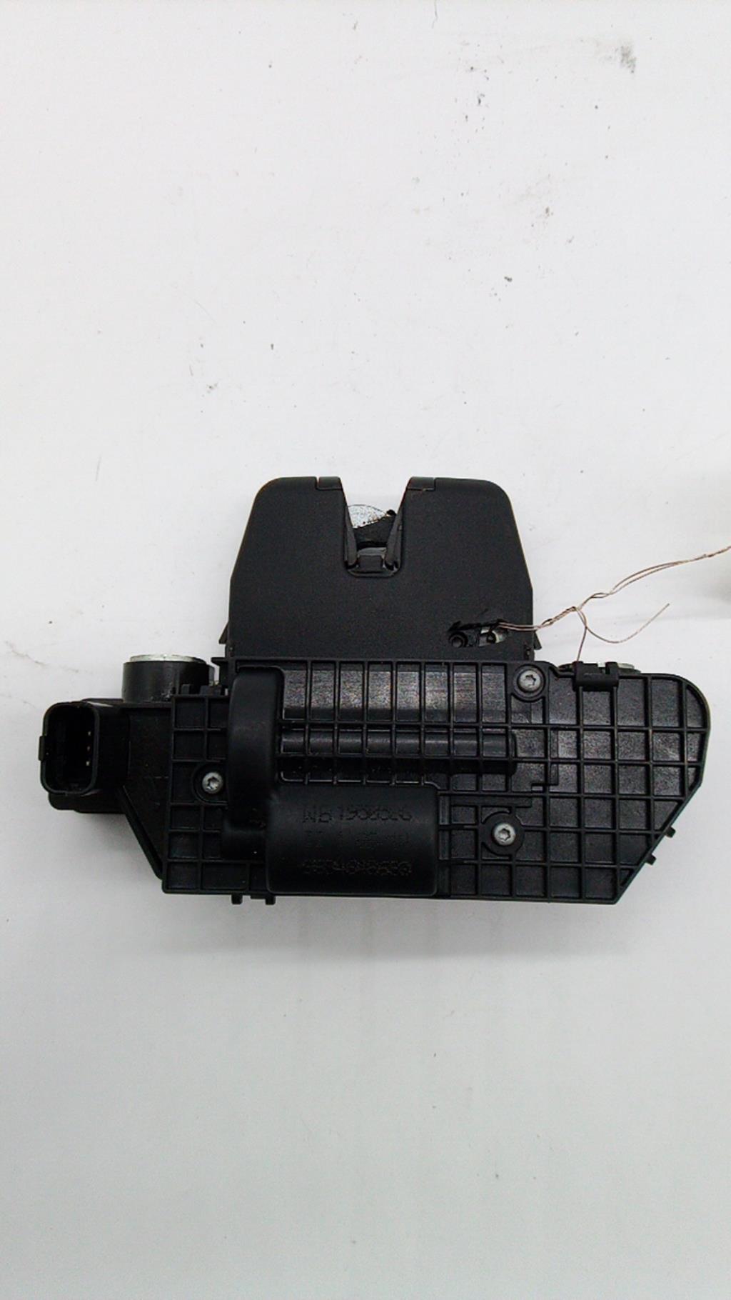 Serrure de hayon CITROEN DS4 PHASE 1 Diesel - 1