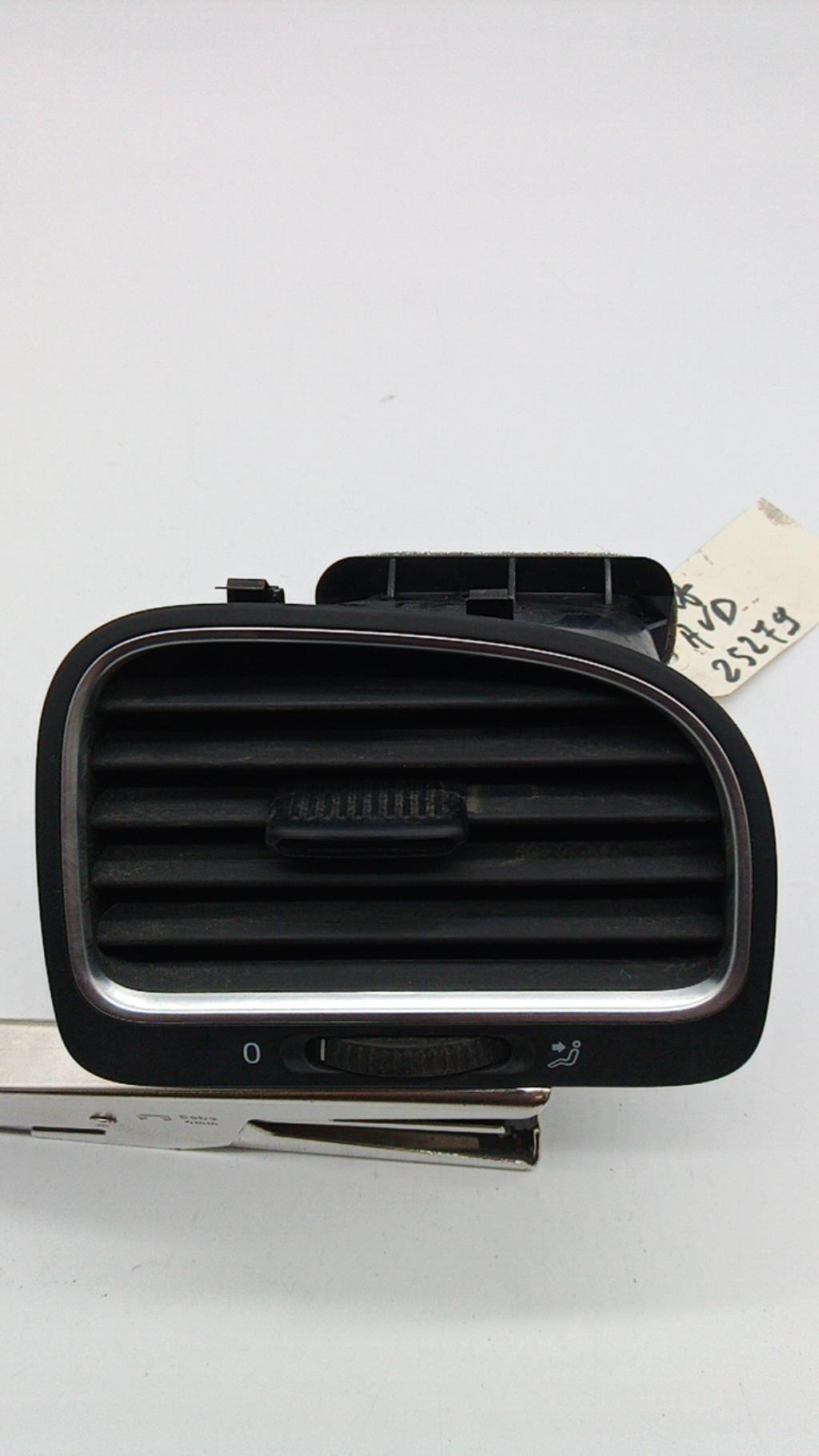 Bocchetta aerazione cruscotto anteriore destra VOLKSWAGEN GOLF 6 Diésel - 1