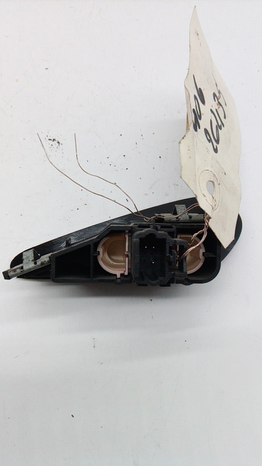 Bouton de warning PEUGEOT 406 PHASE 2 Diesel - 1