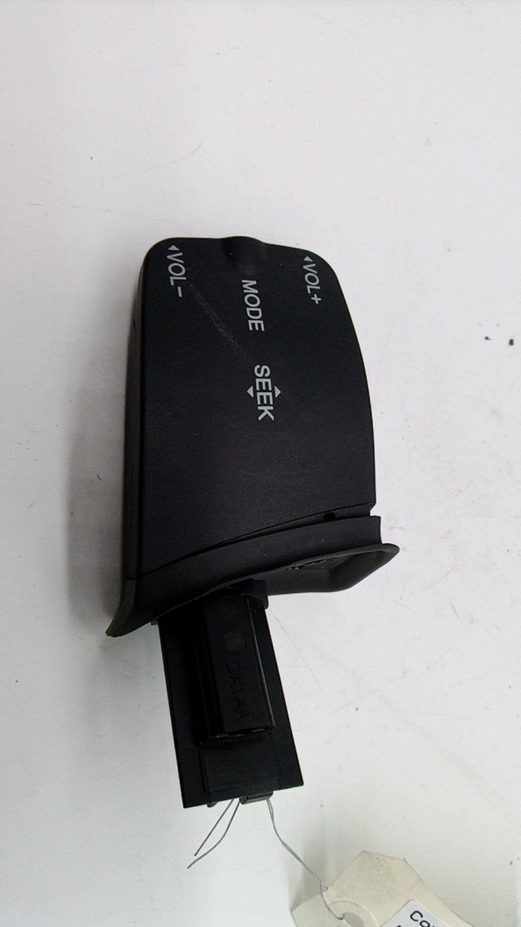 Commande autoradio FORD C-MAX 1 PHASE 1 Diesel - 1