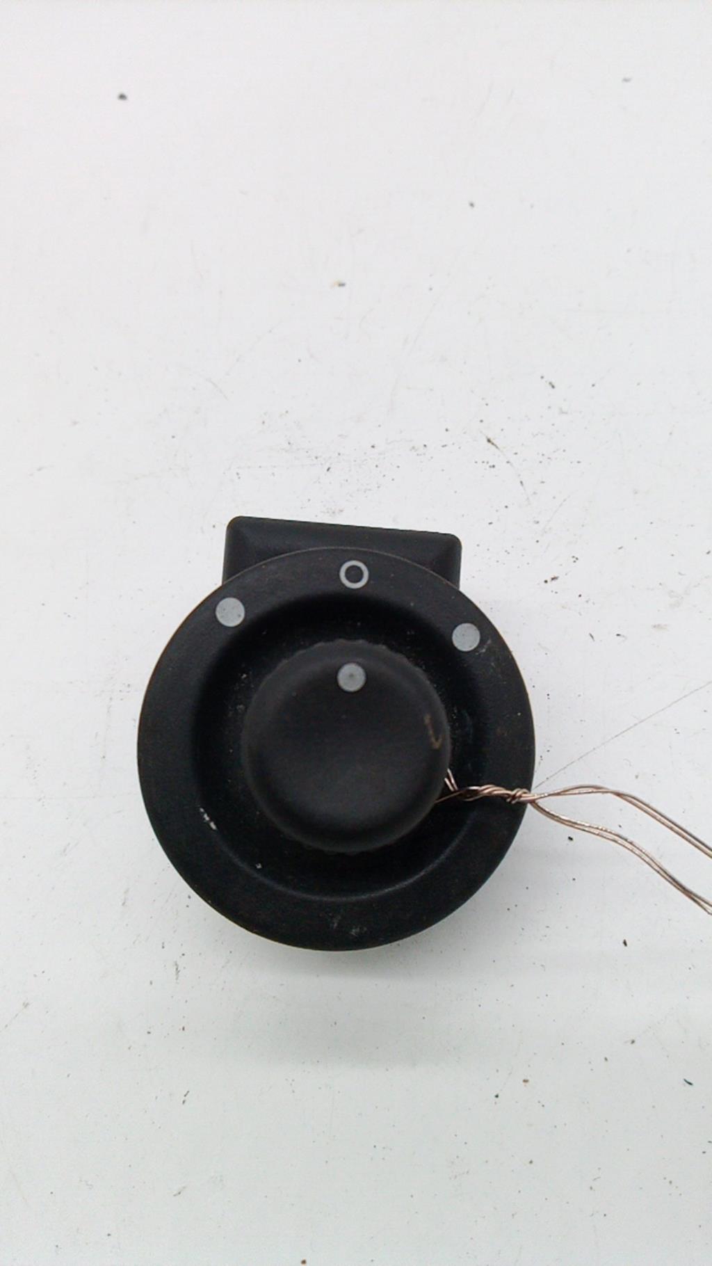 Commande retroviseurs RENAULT TWINGO 2 PHASE 1 Diesel - 1