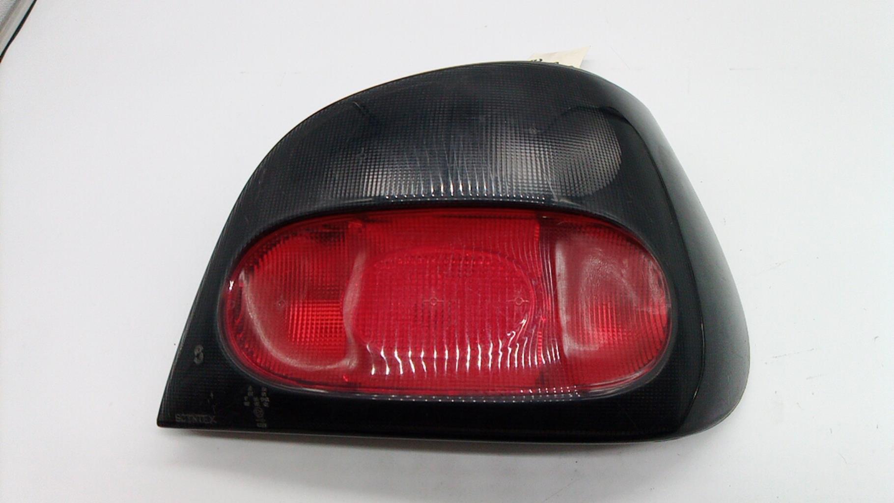 Fanale posteriore principale destro (luci) RENAULT MEGANE 1 PHASE 1 Gasolina - 1