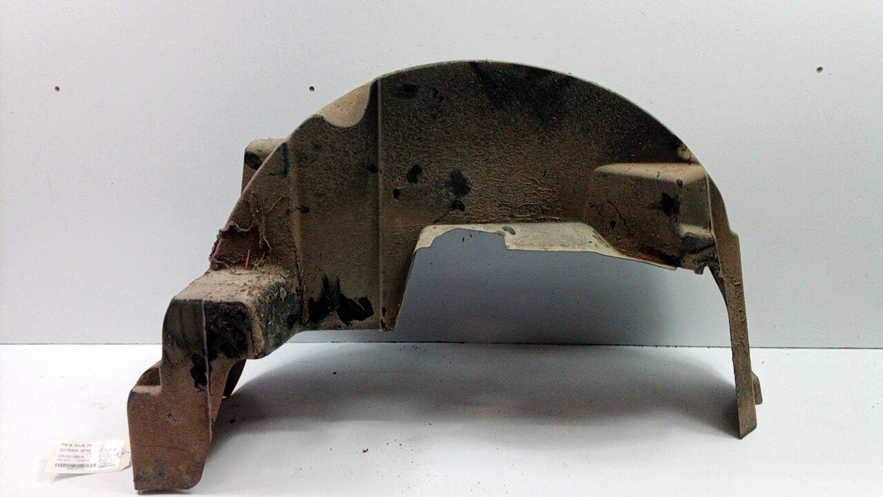 Pare boue arriere gauche CITROEN NEMO Diesel - 1