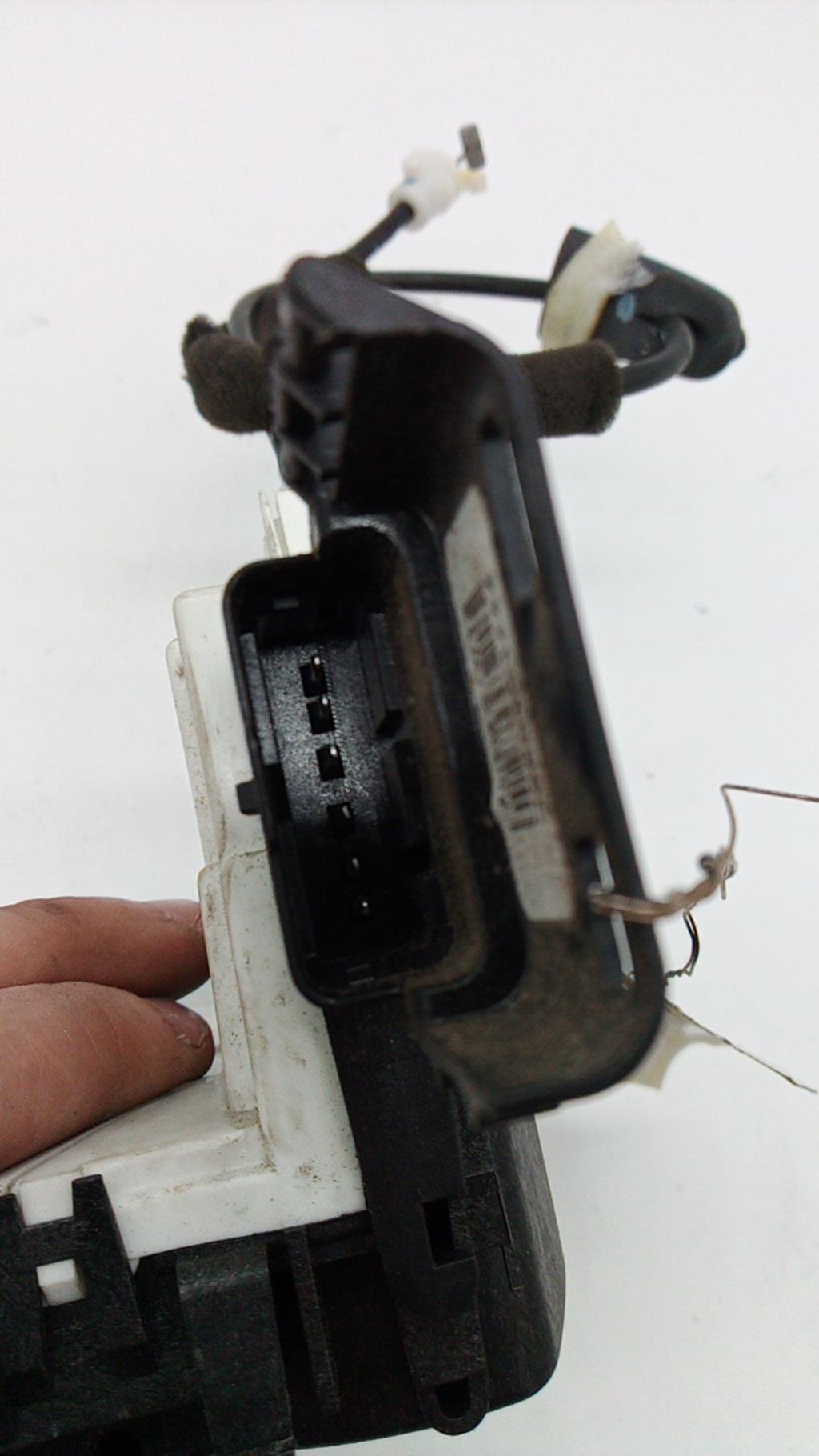 Serrure avant droit CITROEN C3 2 PHASE 1 Diesel - 1