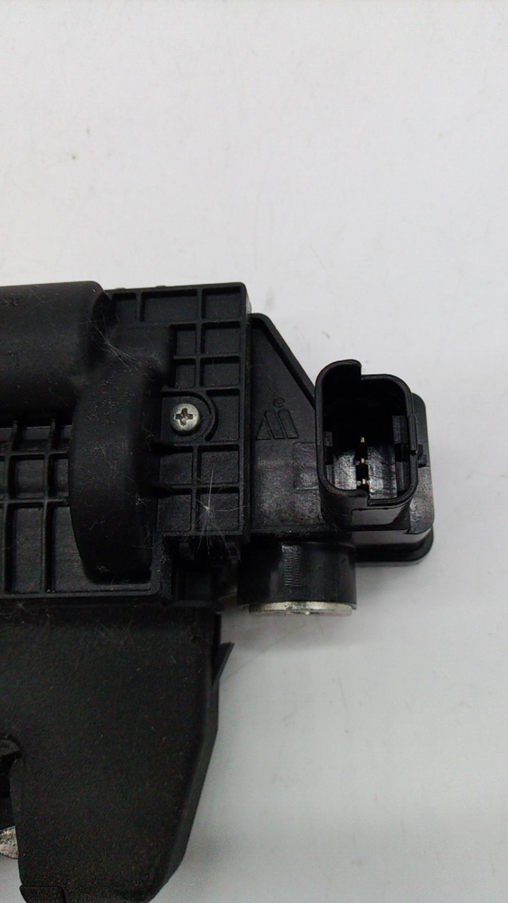 Serrure de hayon CITROEN C3 2 PHASE 1 Diesel - 1