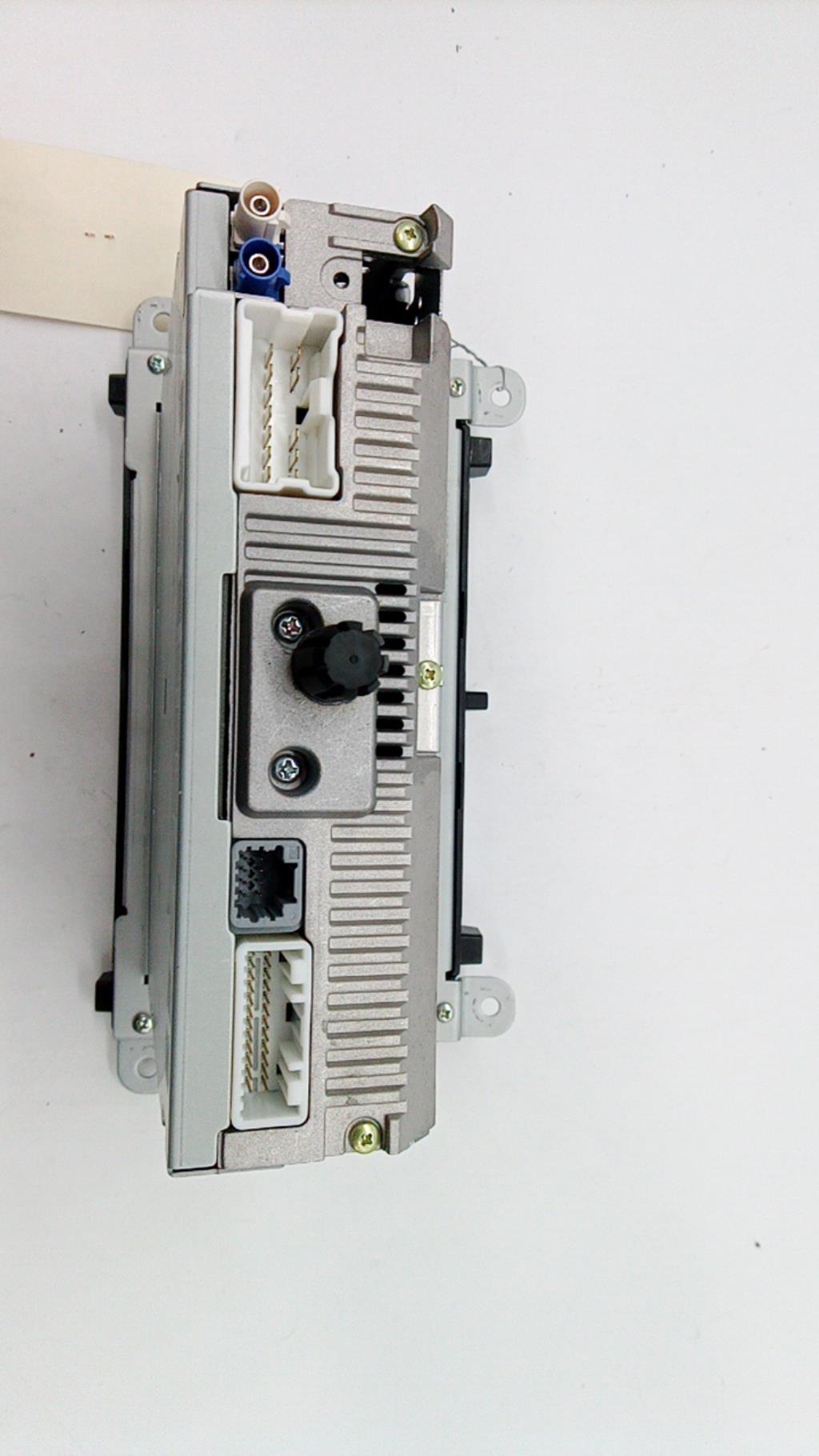 Autoradio originale RENAULT CLIO 4 PHASE 1 BREAK Diésel - 1