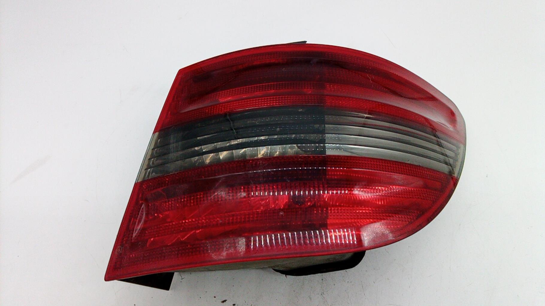 Fanale posteriore principale destro (luci) MERCEDES CLASSE B 245 PHASE 1 Diésel - 1