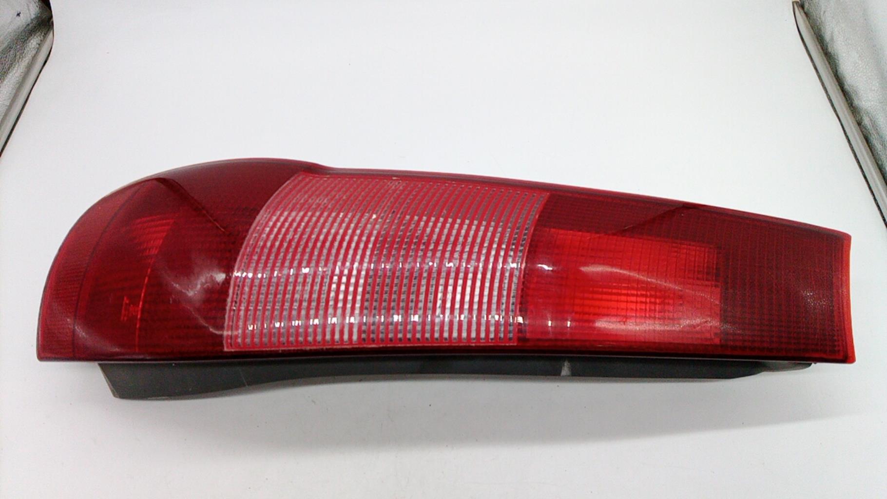 Fanale posteriore principale sinistro (luci) FIAT PUNTO 1 PHASE 1 Gasolina - 1