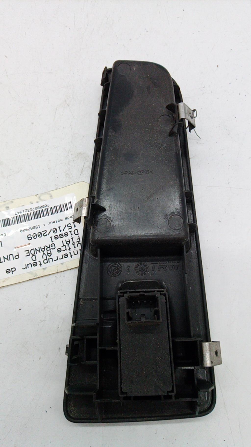 Interruttore lavacristalli anteriore destro FIAT GRANDE PUNTO Diésel - 1