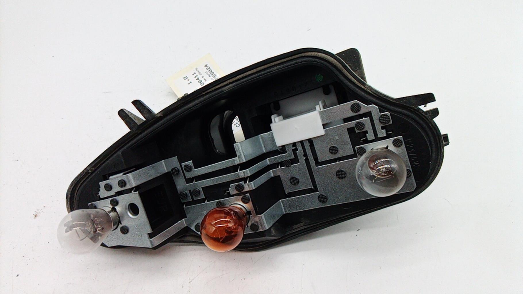 Base portalampade fanale posteriore destro CITROEN C3 2 PHASE 2 Gasolina - 1