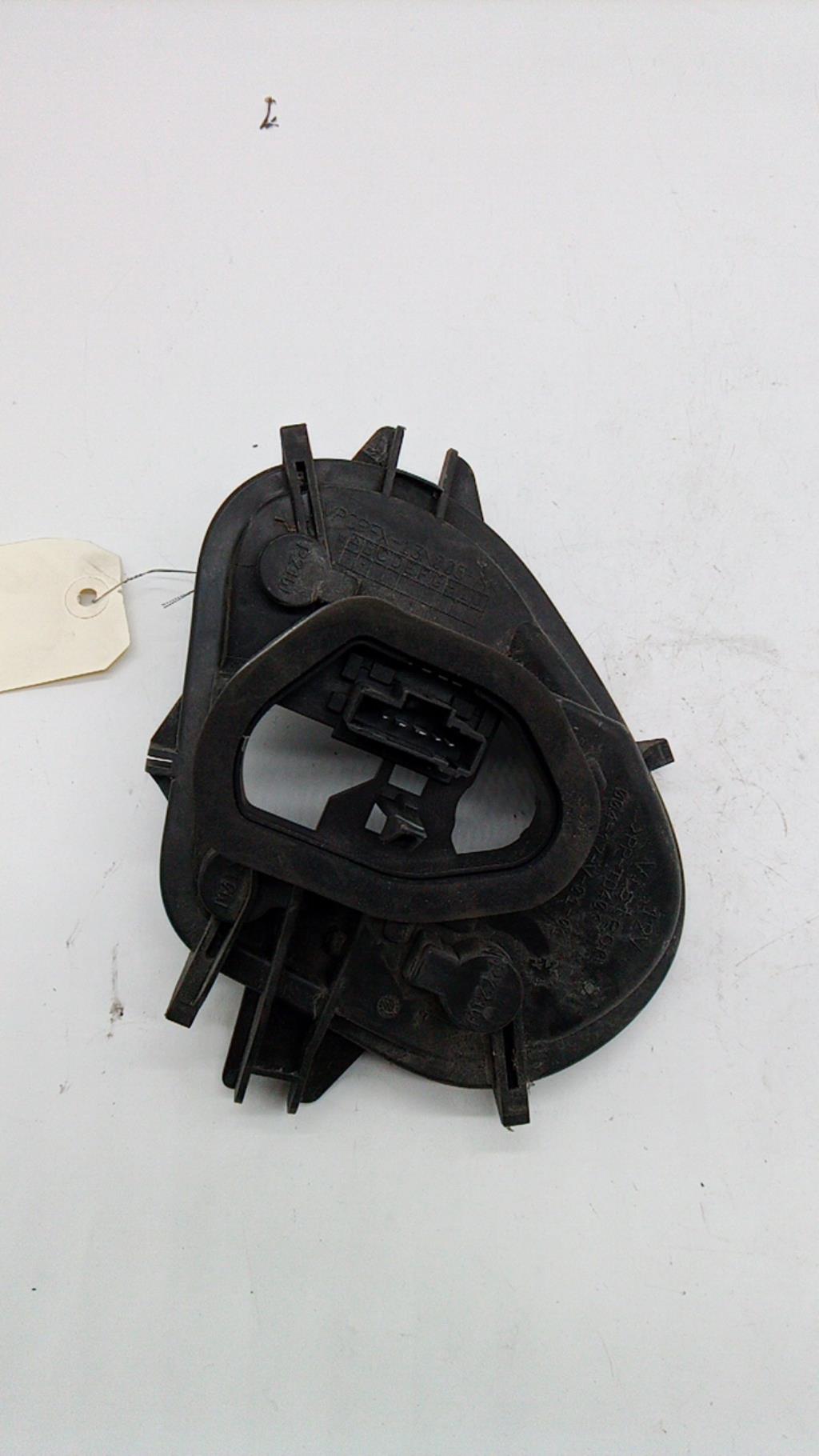 Base portalampade fanale posteriore sinistro PEUGEOT 208 1  - 1