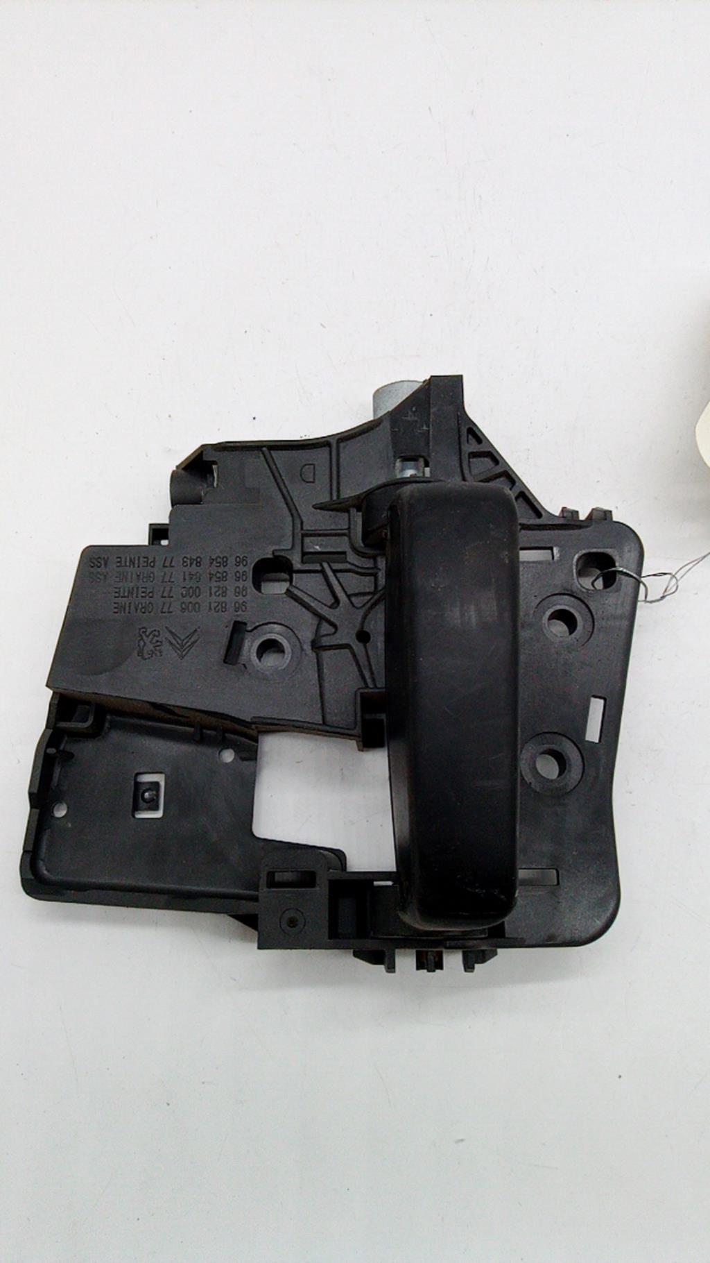 Maniglia interna portiera laterale destra PEUGEOT PARTNER 2 PHASE 1 Diésel - 1