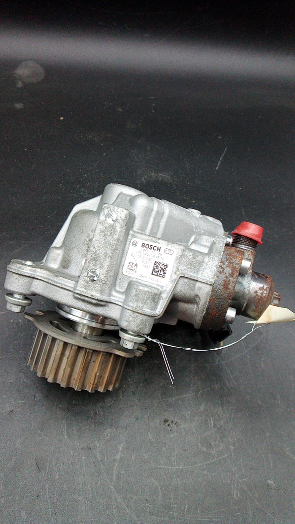 Pompe à injection PEUGEOT 308 2 PHASE 2 Diesel - 1