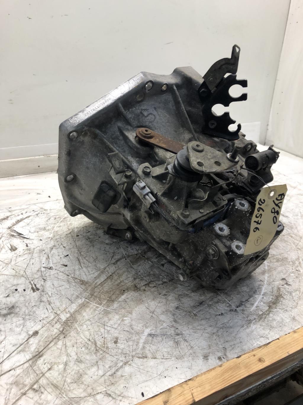 Boite de vitesses TOYOTA AYGO 1 PHASE 2 Essence - 1