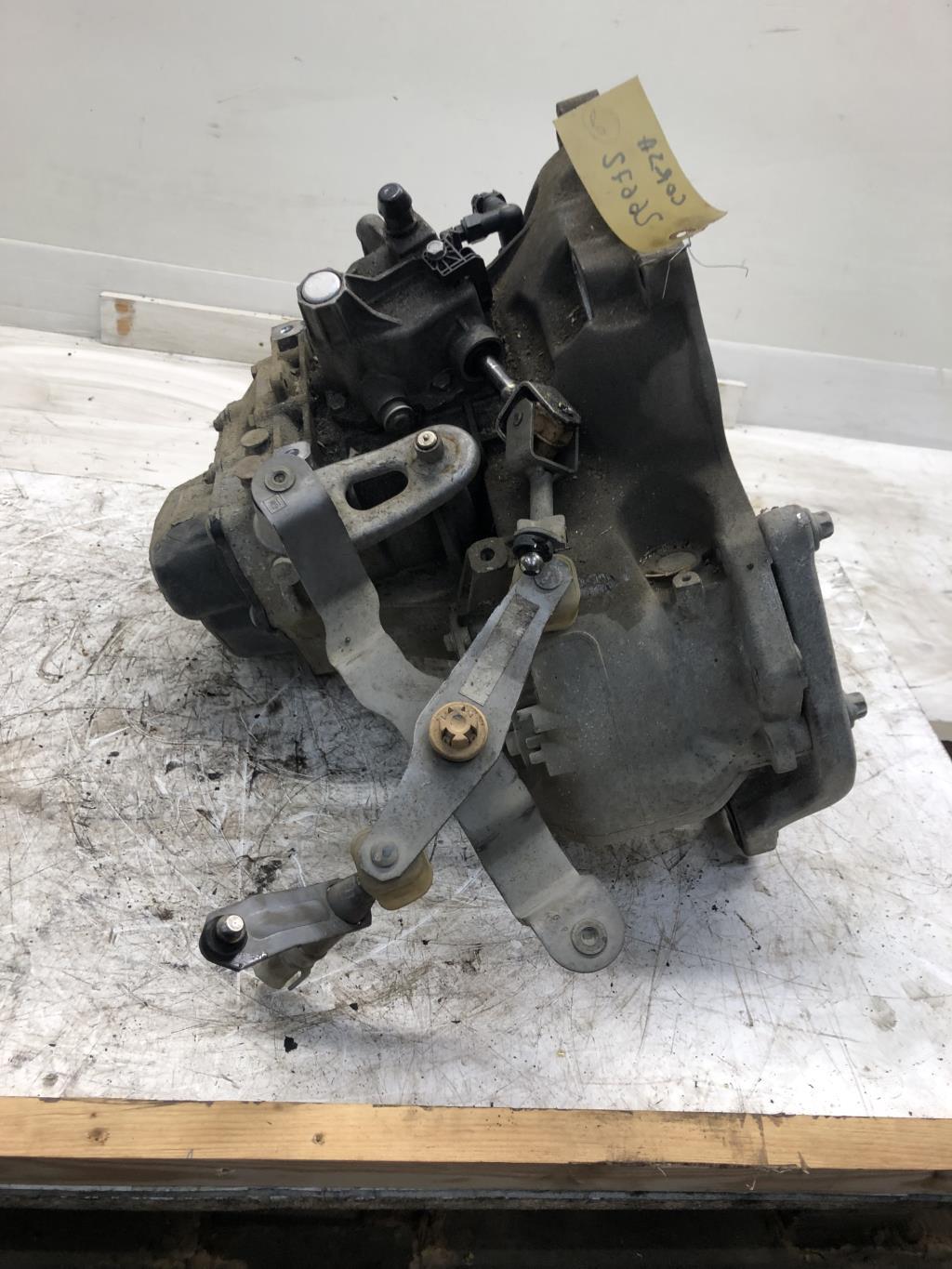 Boite de vitesses OPEL CORSA E Diesel - 1