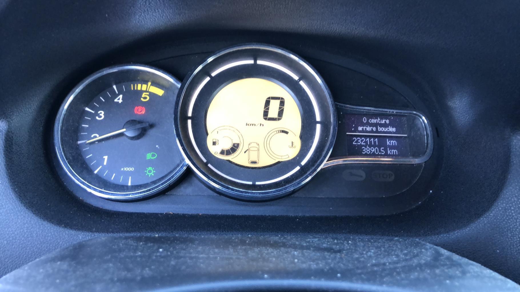 Moteur RENAULT MEGANE 3 PHASE 1 Diesel - 1