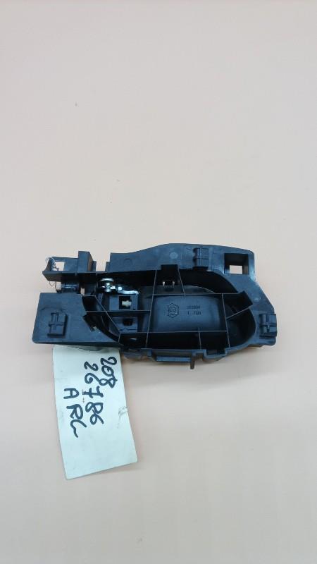 Maniglia interna posteriore sinistra PEUGEOT 208 1 PHASE 1 Diésel - 1