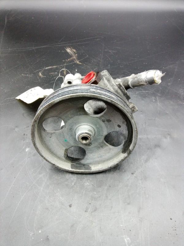 Pompe de direction PEUGEOT 407 PHASE 1 Diesel - 1
