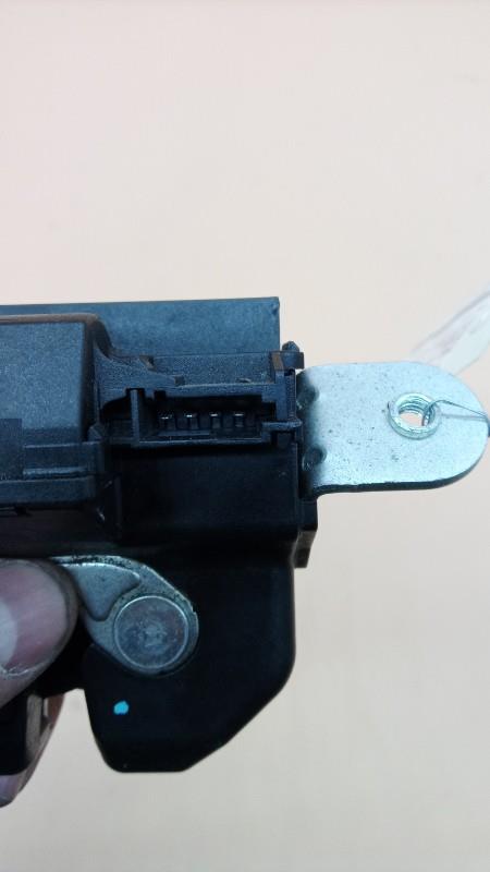 Serrure de hayon OPEL CORSA D PHASE 2 Diesel - 1