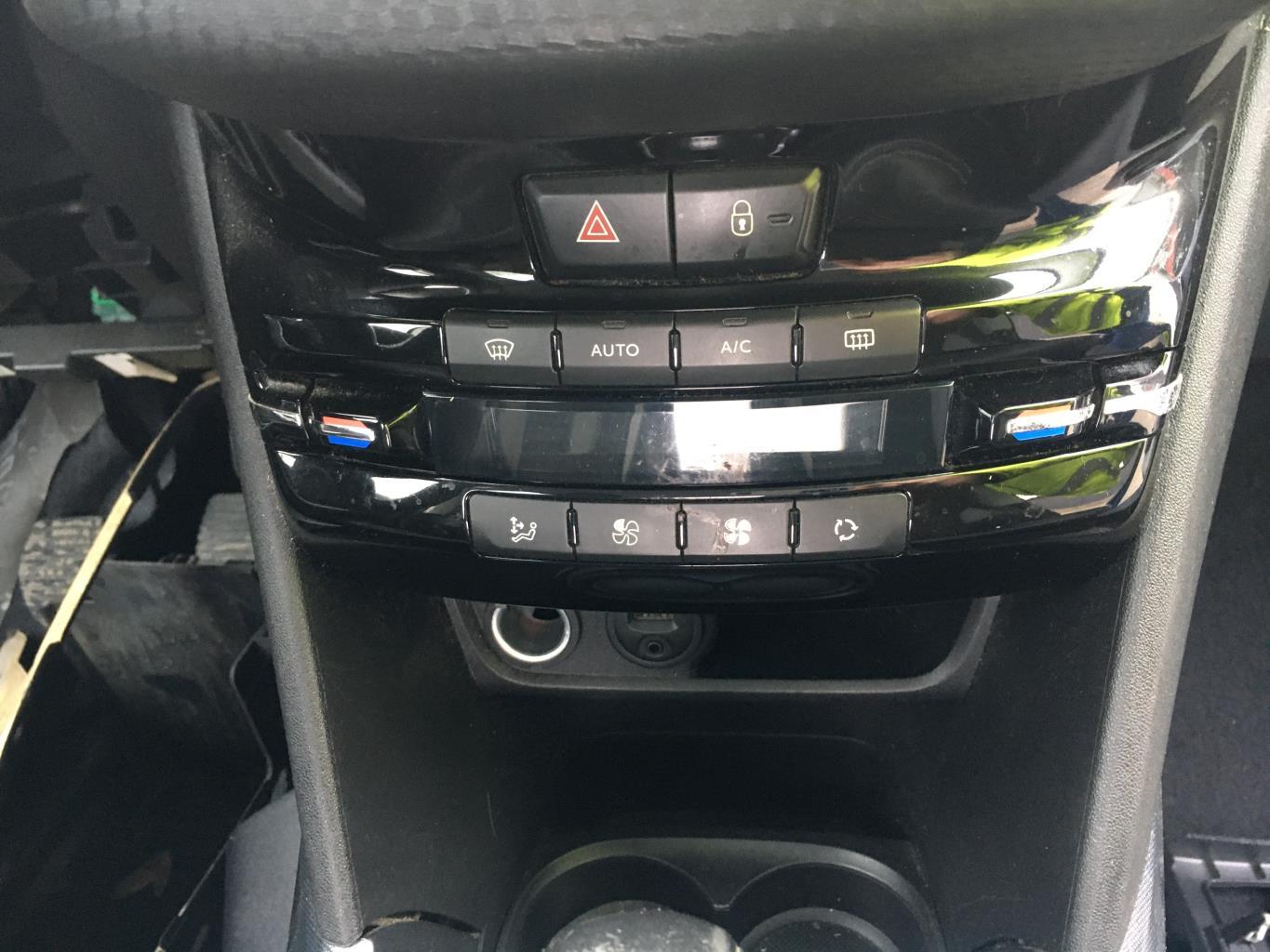 Commande chauffage PEUGEOT 2008 1 PHASE 1 Diesel - 1