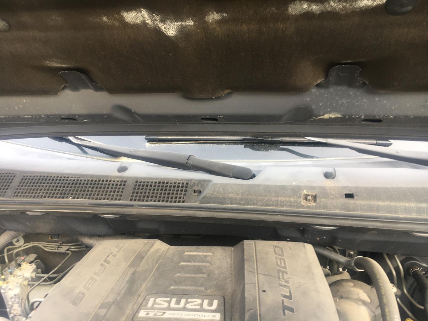 Baie de pare brise ISUZU D-MAX 2 PHASE 1 Diesel - 1
