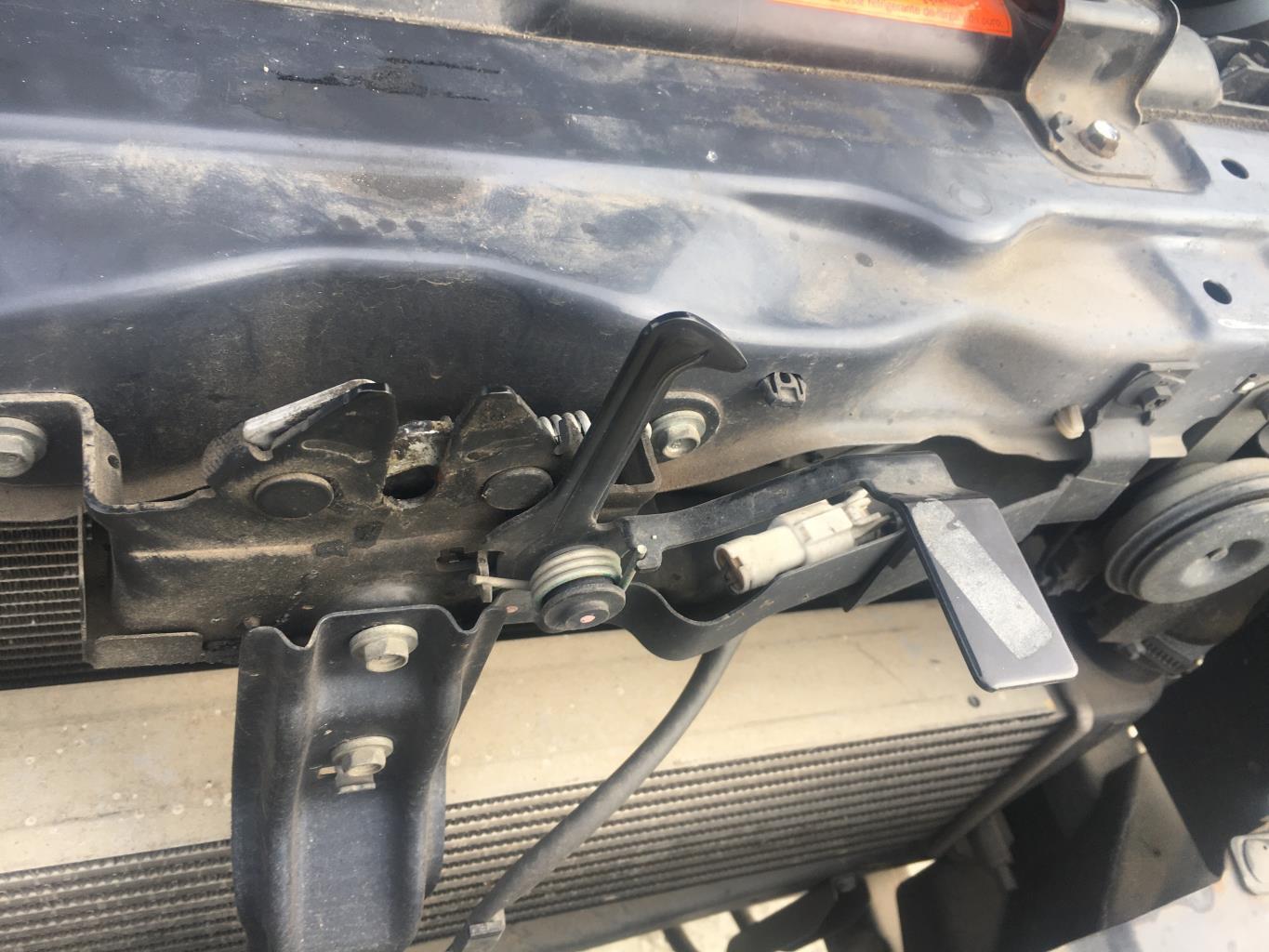 Serrure de capot ISUZU D-MAX 2 PHASE 1 Diesel - 1