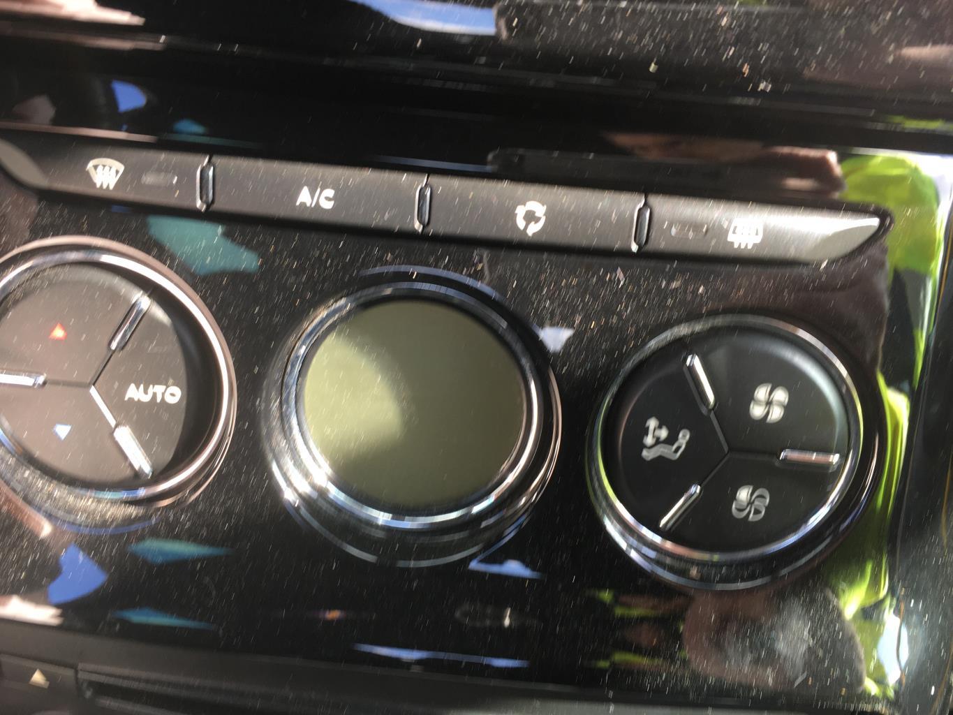 Commande chauffage CITROEN DS3 PHASE 1 Essence - 1