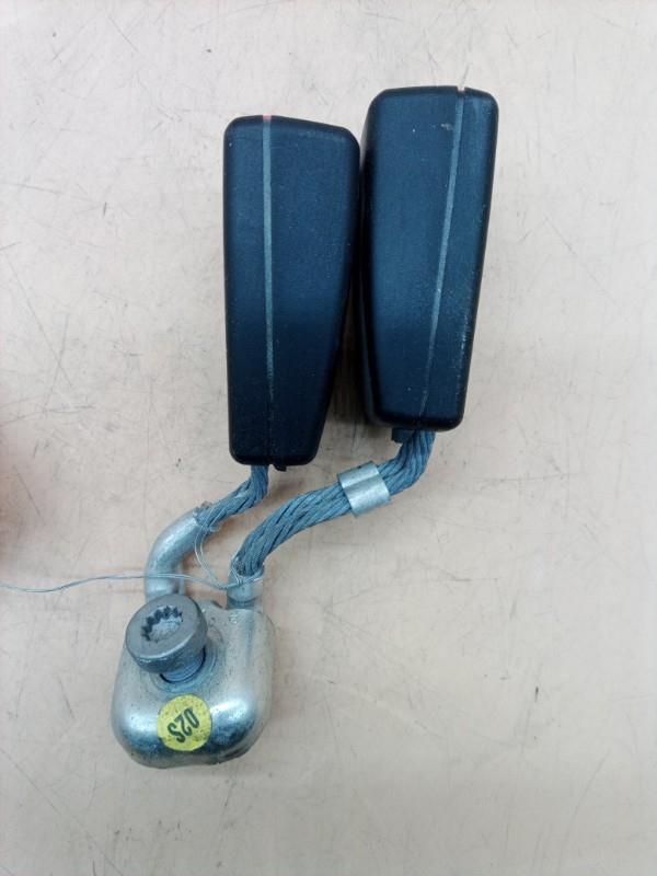 Aggancio cintura sicurezza posteriore sinistro VOLKSWAGEN GOLF 6 Diésel - 1