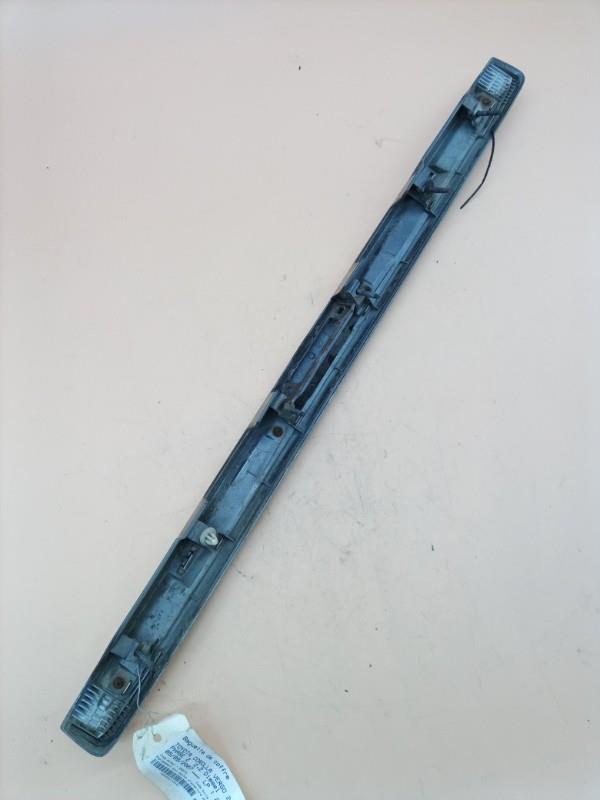 Baguette de coffre TOYOTA COROLLA VERSO 2 PHASE 2 Diesel - 1