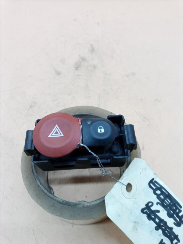 Bouton de warning RENAULT MODUS PHASE 1 Diesel - 1