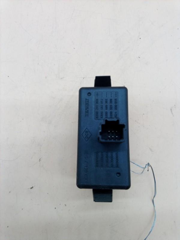 Bouton de warning RENAULT KANGOO 2 PHASE 1 Diesel - 1