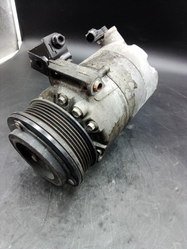 Compresseur clim FORD B-MAX Essence - 1