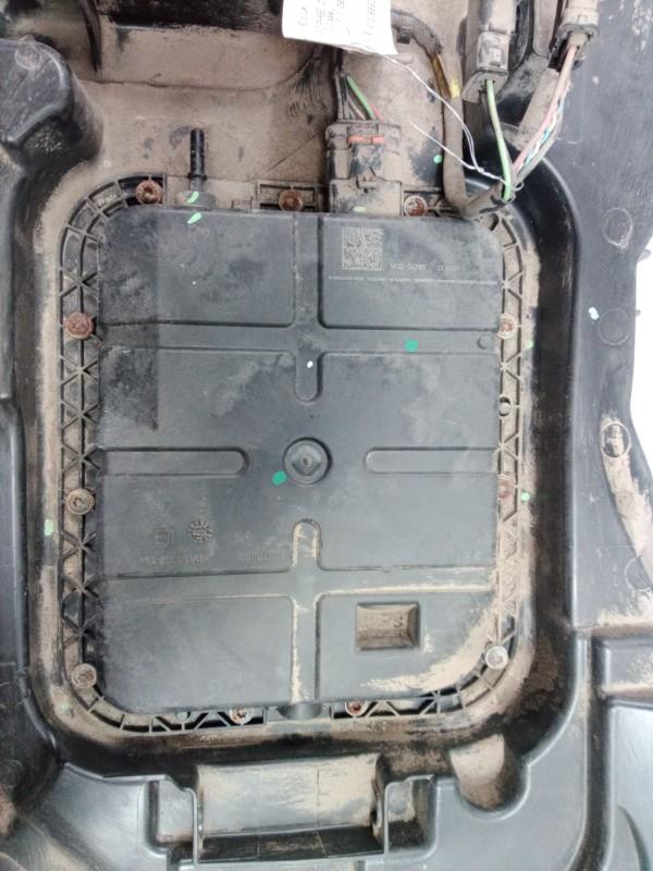 Serbatoio AdBlue OPEL CORSA D PHASE 2 Diésel - 1