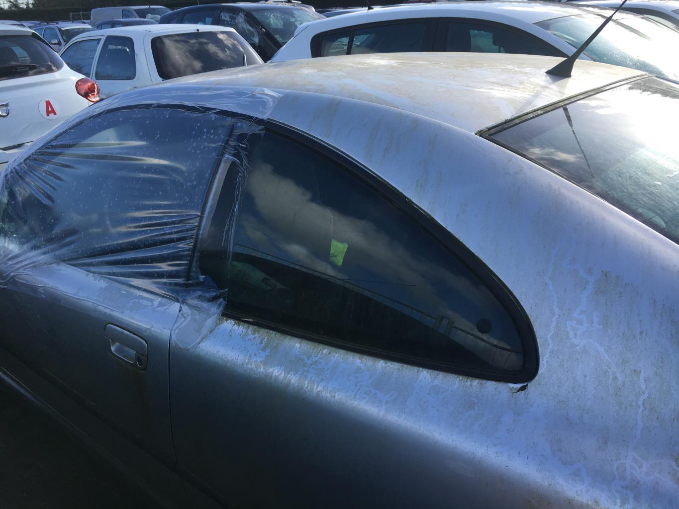 Custode arriere gauche PEUGEOT 406 COUPE Essence - 1