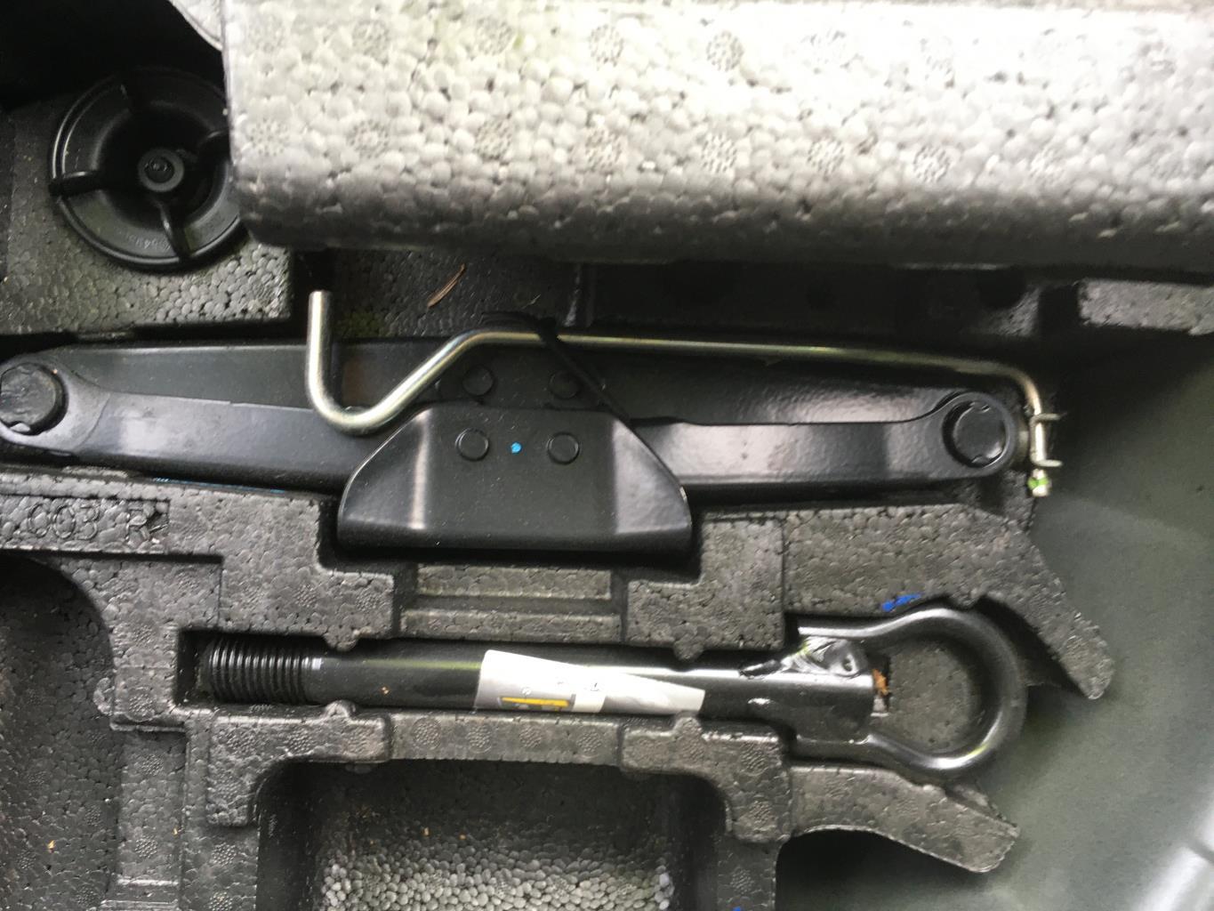 Cric RENAULT LAGUNA 3 PHASE 1 BREAK Diesel - 1