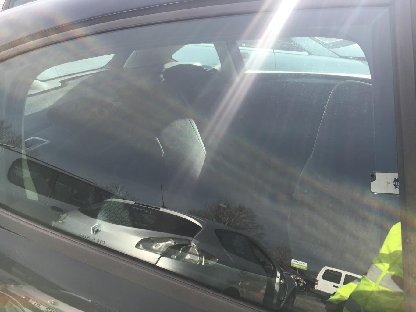 Vetro posteriore destro CITROEN C4 1 PHASE 1 Diésel - 1