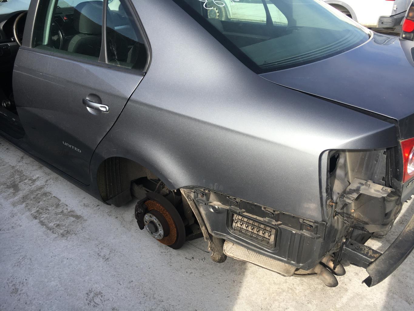 Essieu arriere VOLKSWAGEN JETTA 3 Diesel - 1