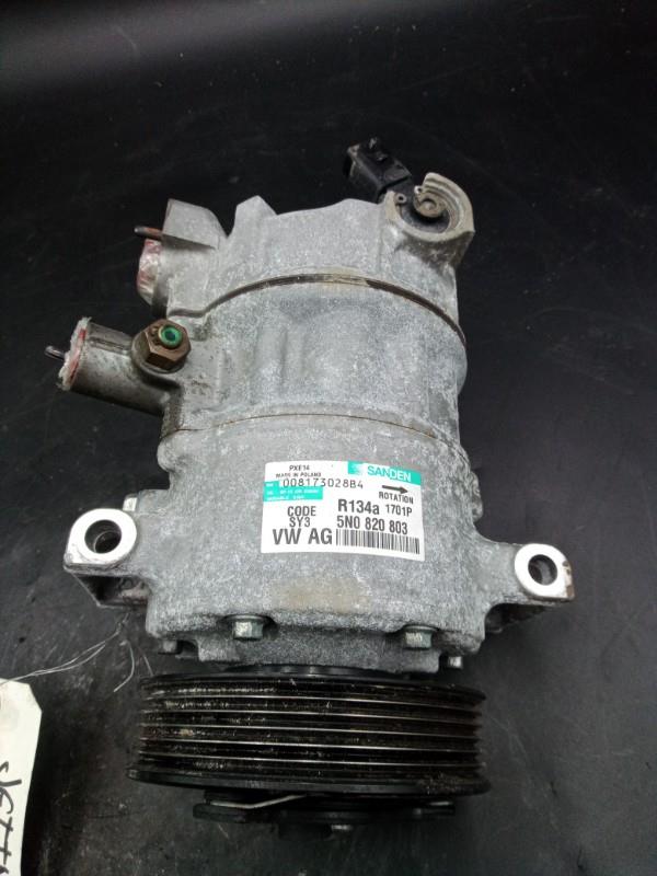 Compresseur clim VOLKSWAGEN JETTA 3 Diesel - 1