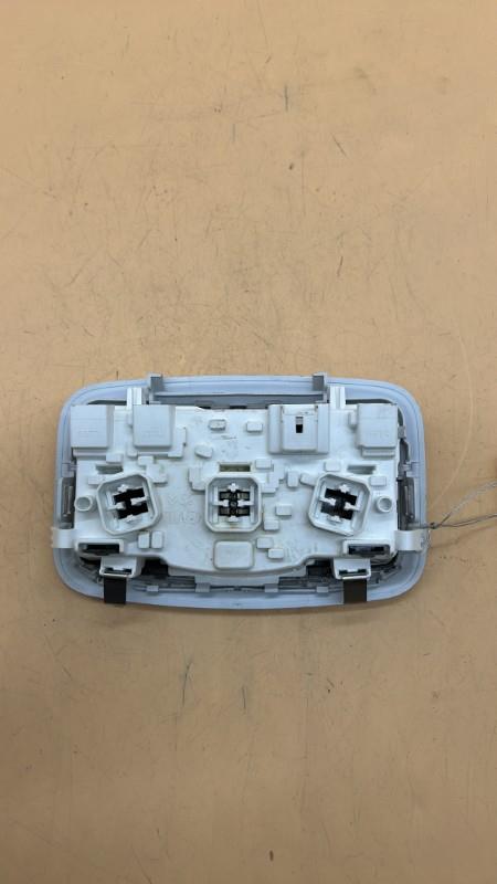 Eclairage de plafonnier PEUGEOT 308 2 PHASE 1 Diesel - 1